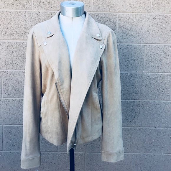 Urban Outfitters Jackets & Blazers - Urban Outfitters tan camel faux suede Moto jacket